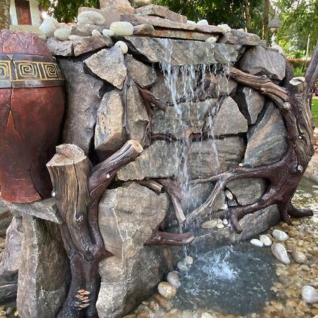 Forest Park Resort Buloba エクステリア 写真