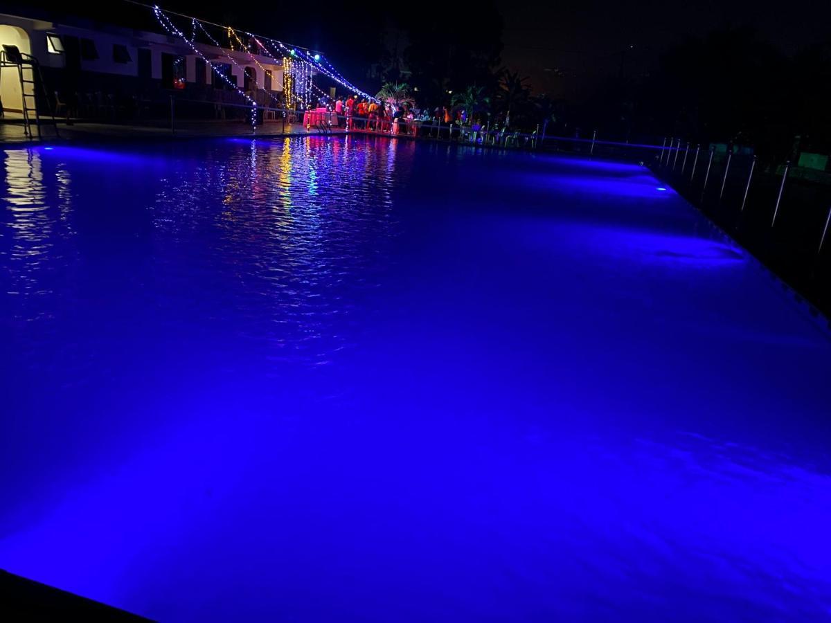 Forest Park Resort Buloba エクステリア 写真